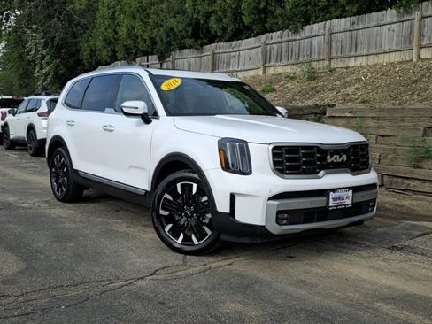 Used 2024 Kia Telluride SX Prestige AWD/4WD image 2