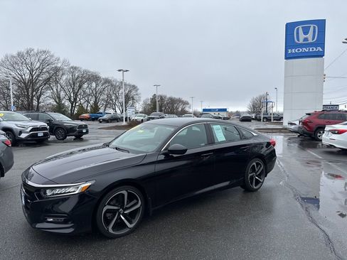 Used 2018 Honda Accord Sport image 1