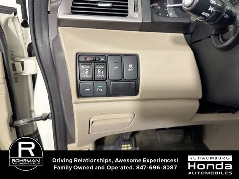 Used 2017 Honda Odyssey Touring image 15