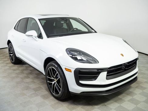 New 2026 Porsche Macan AWD/4WD image 27