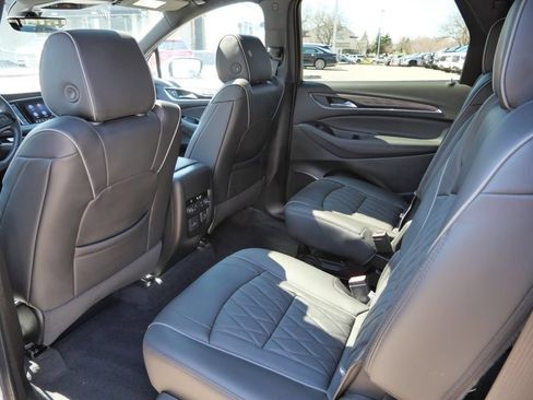 Used 2024 Buick Enclave Avenir w/ Avenir Technology Package AWD/4WD image 30