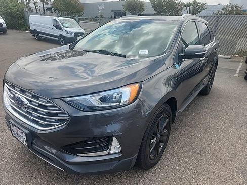 Used 2019 Ford Edge SEL FWD image 3