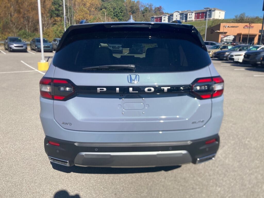 New 2026 Honda Pilot Elite image 4