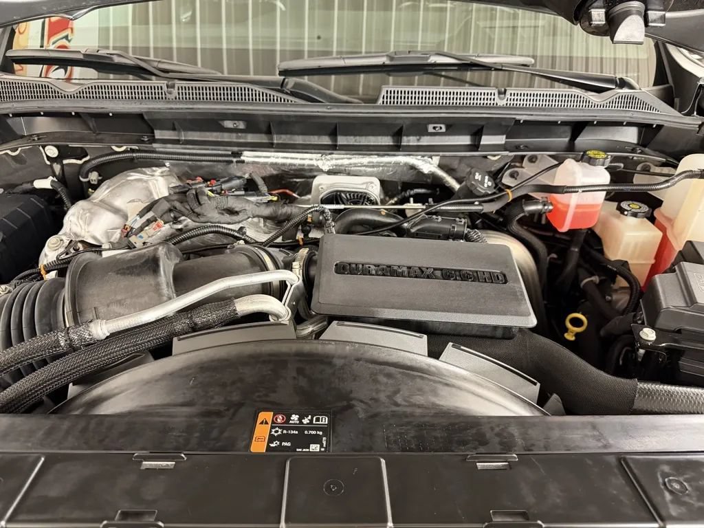 Used 2026 GMC Sierra 3500 AT4 w/ AT4 Premium Plus Package AWD/4WD image 10