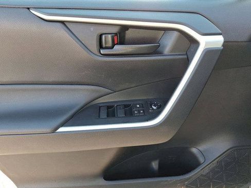 Certified 2022 Toyota RAV4 LE image 12