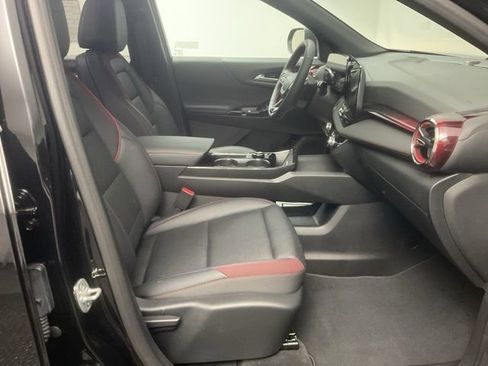 Certified 2026 Chevrolet Equinox RS image 26