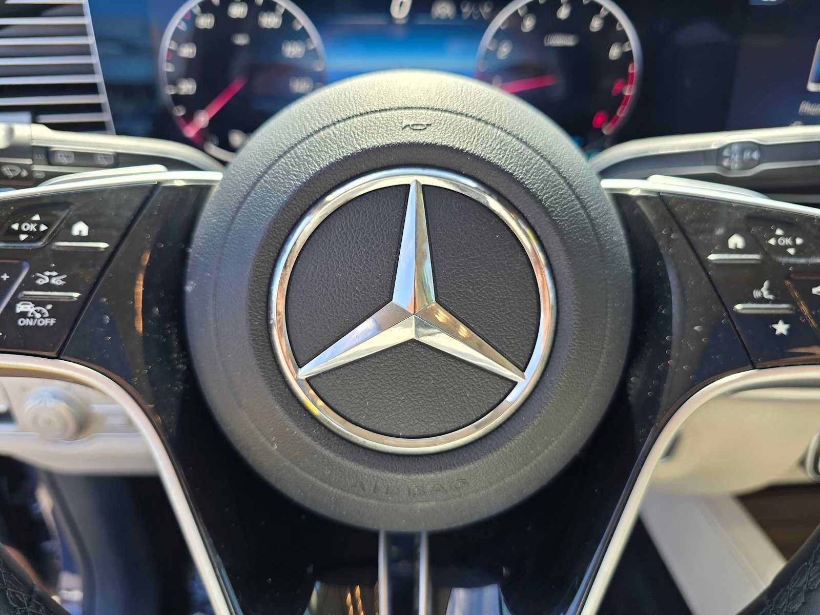 Used 2025 Mercedes-Benz GLE 350 4MATIC image 26