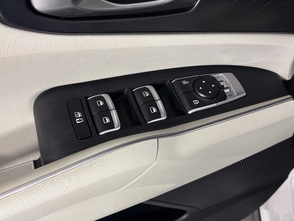 Used 2022 Kia Sorento S w/ Panoramic Sunroof Package FWD image 15