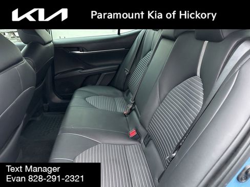 Used 2024 Toyota Camry SE image 12