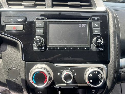 Used 2015 Honda Fit LX image 19