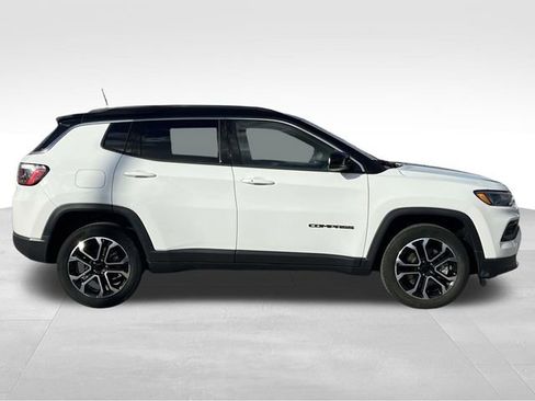 Used 2023 Jeep Compass Limited image 8