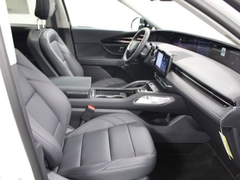 New 2026 Lincoln Nautilus Premier w/ Equipment Group 102A image 28