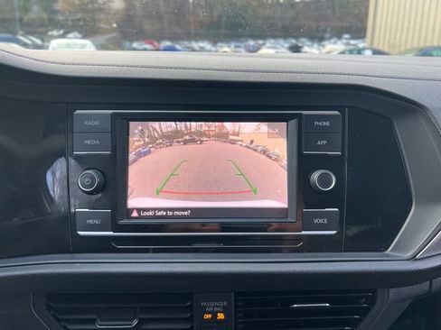 Used 2021 Volkswagen Jetta S w/ Driver Assistance Package image 23