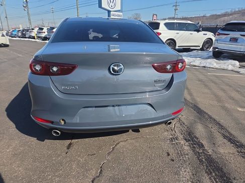 Used 2023 MAZDA MAZDA3 s image 4