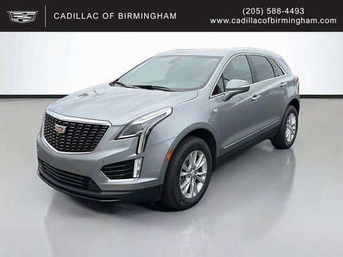Certified 2025 Cadillac XT5 Luxury FWD image 1