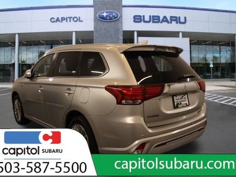 Used 2019 Mitsubishi Outlander SEL AWD/4WD image 6