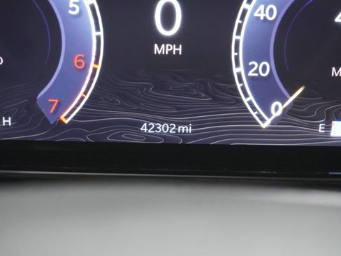 Used 2023 Jeep Wagoneer 4WD w/ Premium Group I image 13