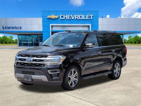 Used 2024 Ford Expedition Limited RWD image 2