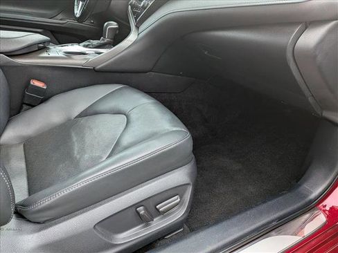 Certified 2022 Toyota Camry XLE image 16