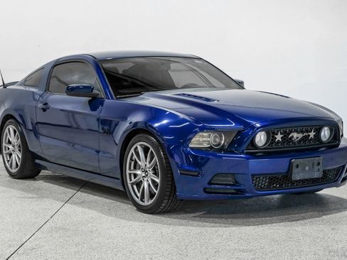 Used 2013 Ford Mustang GT Premium w/ Brembo Brake Pkg image 4