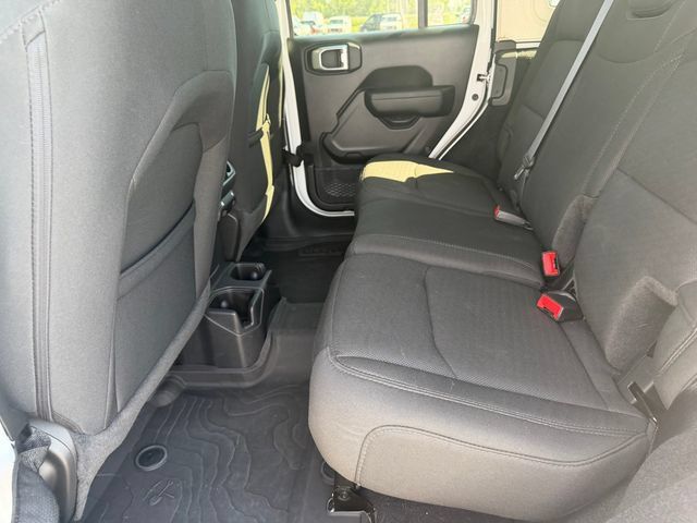 Used 2023 Jeep Wrangler Unlimited Sport AWD/4WD image 19