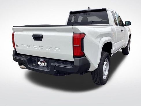 Used 2024 Toyota Tacoma SR image 10