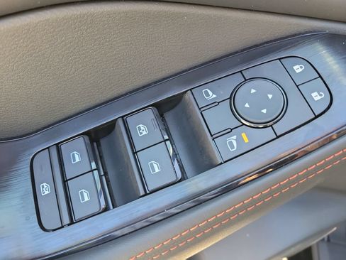 New 2026 Nissan Rogue SV AWD/4WD image 24