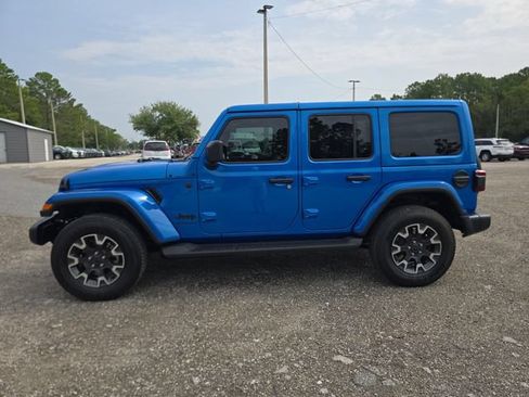 New 2026 Jeep Wrangler Unlimited Sahara w/ Safety Group AWD/4WD image 6