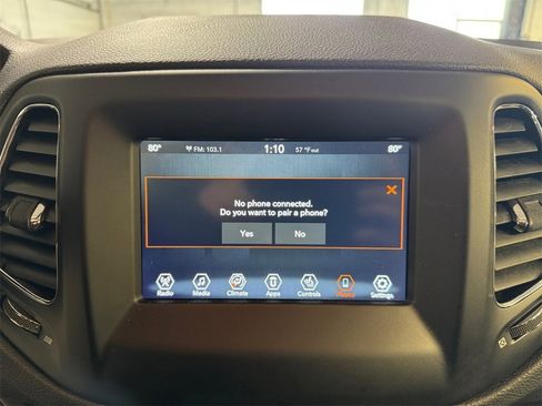 Used 2019 Jeep Compass Latitude w/ Cold Weather Group image 19