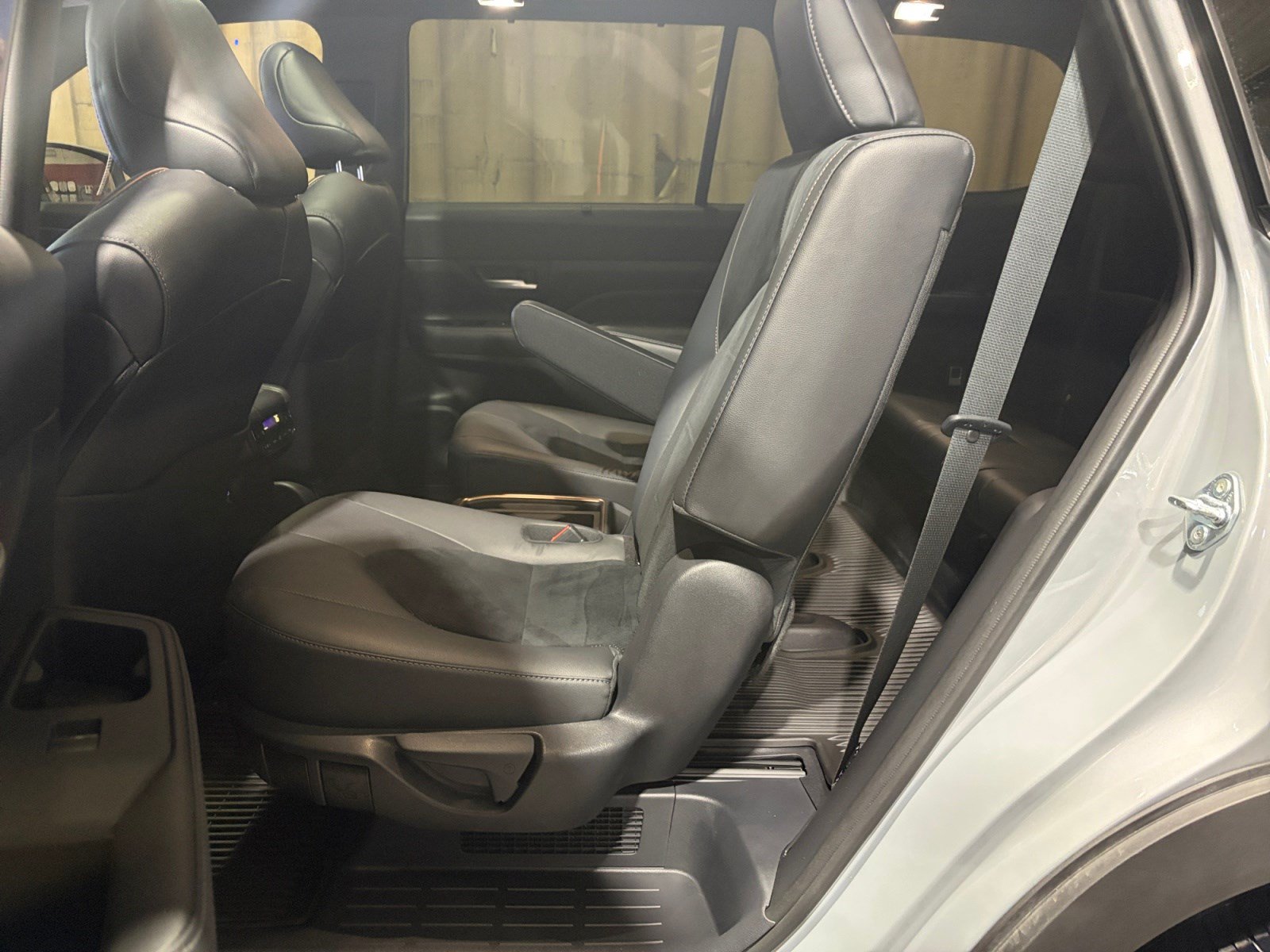 Certified 2026 Toyota Grand Highlander AWD Hybrid image 25
