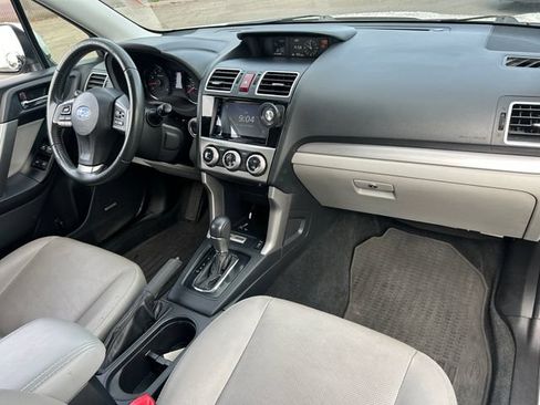 Used 2016 Subaru Forester 2.5i Touring w/ Eyesight & Navigation System AWD/4WD image 34