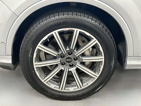Used 2023 Audi Q7 2.0T Premium Plus w/ Premium Plus Package AWD/4WD image 31
