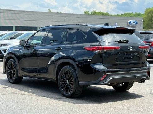 Used 2022 Toyota Highlander XSE image 42
