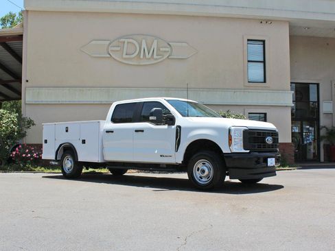 Used 2025 Ford F250 XL w/ FX4 Off-Road Package AWD/4WD image 6