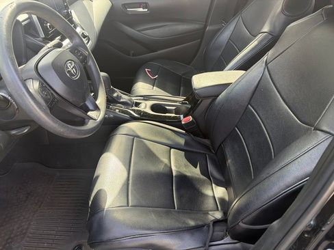 Used 2020 Toyota Corolla LE FWD image 9