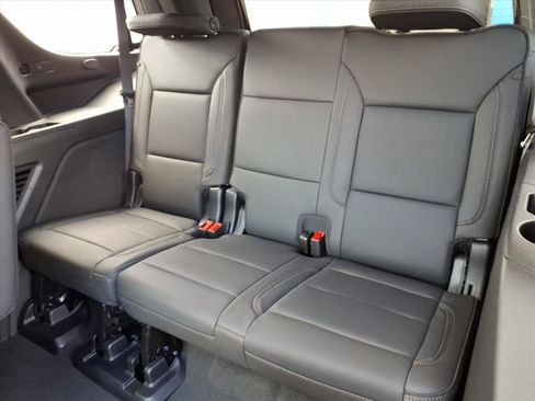 New 2026 Chevrolet Tahoe High Country AWD/4WD image 11