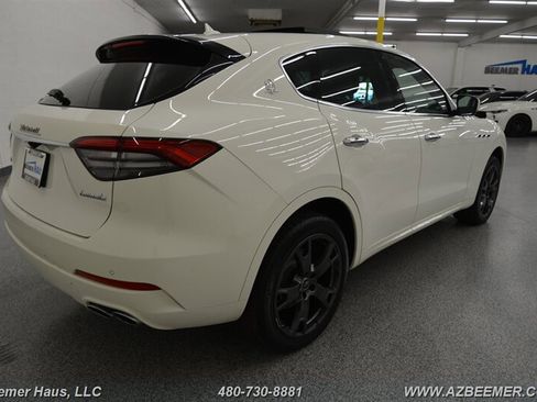 Used 2021 Maserati Levante image 7