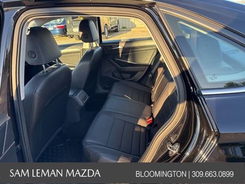 Used 2021 Volkswagen Jetta SE w/ SE Cold Weather Package image 7