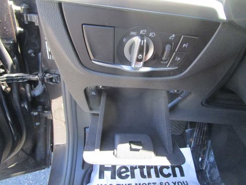 Used 2023 BMW X3 xDrive30i w/ Convenience Package AWD/4WD image 17