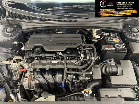 Used 2021 Hyundai Elantra SEL w/ Cargo Package FWD image 11