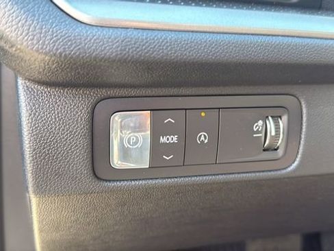 New 2026 Chevrolet Traverse LT w/ Driver Confidence Package image 14