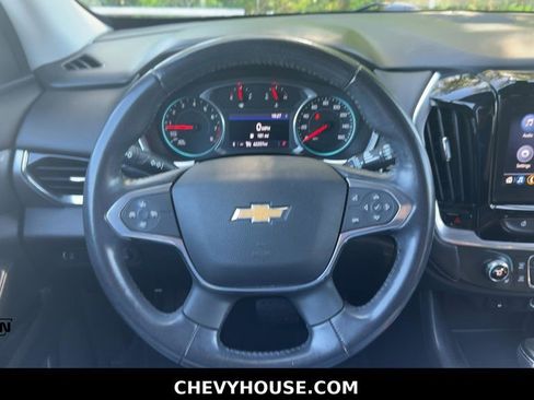 Used 2020 Chevrolet Traverse LT FWD image 16