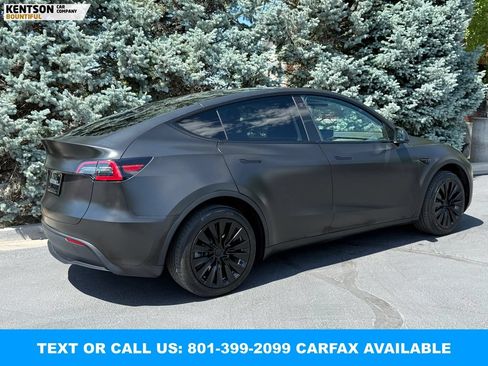 Used 2023 Tesla Model Y Long Range AWD/4WD image 9