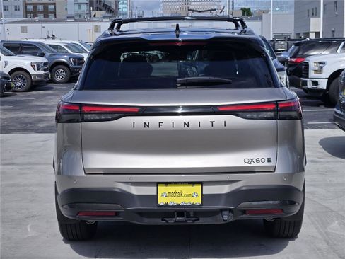 Used 2026 INFINITI QX60 Autograph w/ Dark Cargo Package AWD/4WD image 7