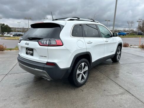 Used 2019 Jeep Cherokee Limited AWD/4WD image 7