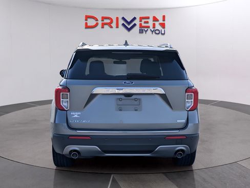 Used 2020 Ford Explorer Limited image 4