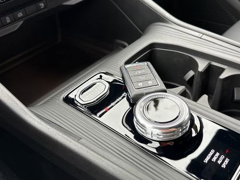 New 2026 Jeep Cherokee Limited AWD/4WD image 14