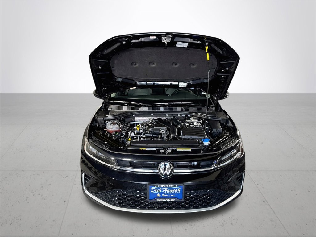 Certified 2026 Volkswagen Jetta SE FWD image 23