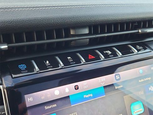 Used 2023 Jeep Grand Cherokee 4WD 4xe image 18