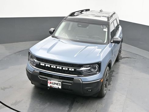 New 2025 Ford Bronco Sport Outer Banks w/ Outer Banks Tech Package+ AWD/4WD image 30